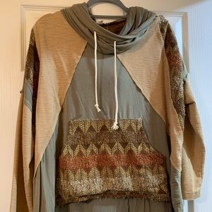 POL long sleeve hoodie